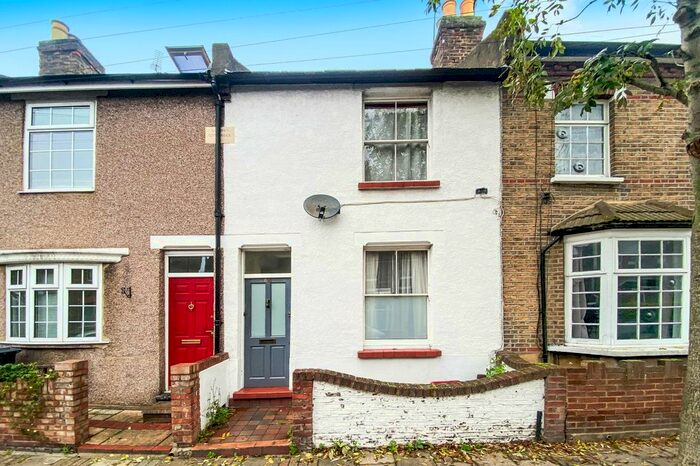 2 Bedroom Terraced House To Rent In Braemar Road, Brentford, Greater London, TW8