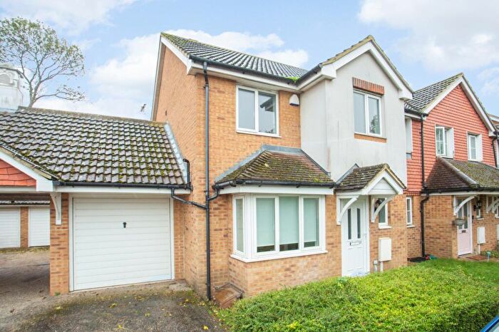 3 Bedroom Semi-Detached House For Sale In Quinneys Place, Swalecliffe, Whitstable, Kent, CT5