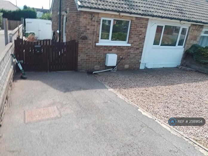 3 Bedroom Bungalow To Rent In Highgate Lane, Lepton, Huddersfield, HD8