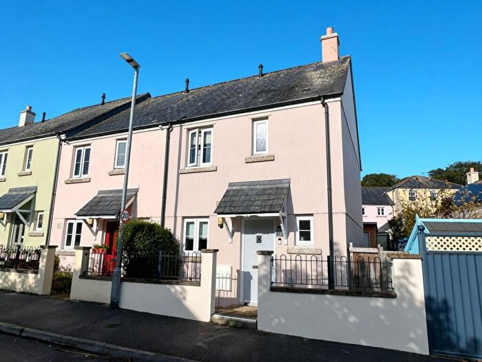 2 Bedroom End Of Terrace House For Sale In Manor Farm Road, Duporth, Cornwall, PL26