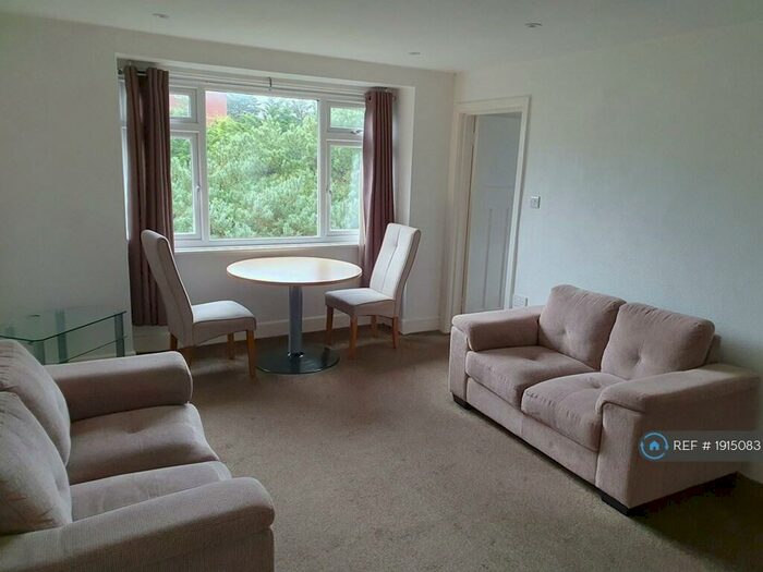 1 Bedroom Flat To Rent In Wingfield Court, Bournemouth, BH1