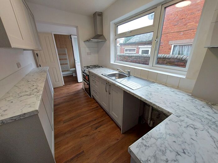 3 Bedroom Property To Rent In Bloxwich Road, Walsall, WS3