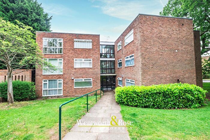2 Bedroom Flat For Sale In Spreadbury Close, Harborne, Birmingham, B17