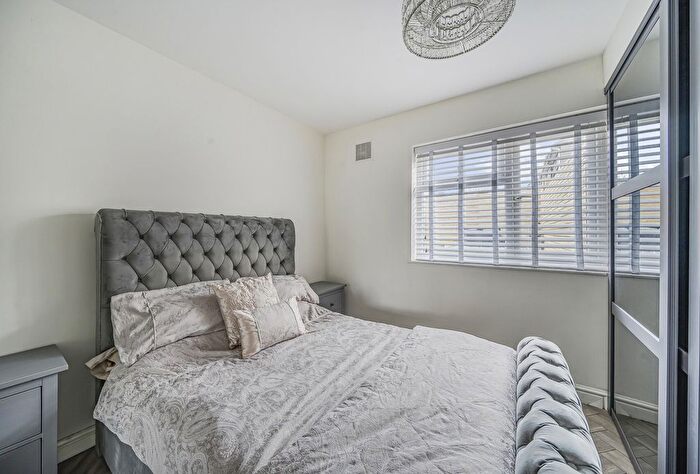 1 Bedroom Flat For Sale In Craydon Walk, Bristol, BS14