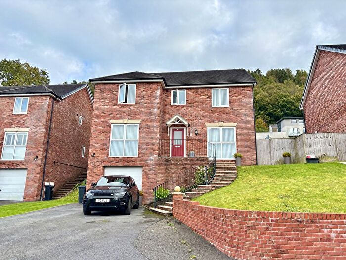 5 Bedroom Detached House For Sale In Banwen Lane, Pontardawe, Swansea., SA8