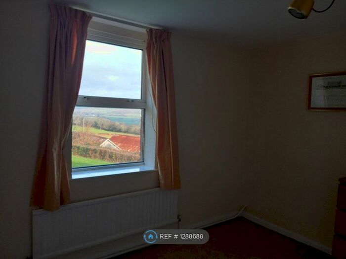1 Bedroom Flat To Rent In Llanellen, Abergavenny NP7