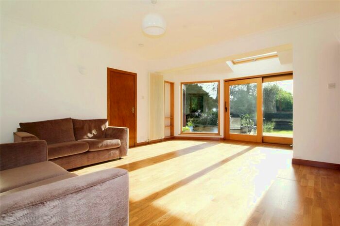 5 Bedroom Detached House To Rent In Abertay Gardens, Broughty Ferry, Dundee, Angus, DD5