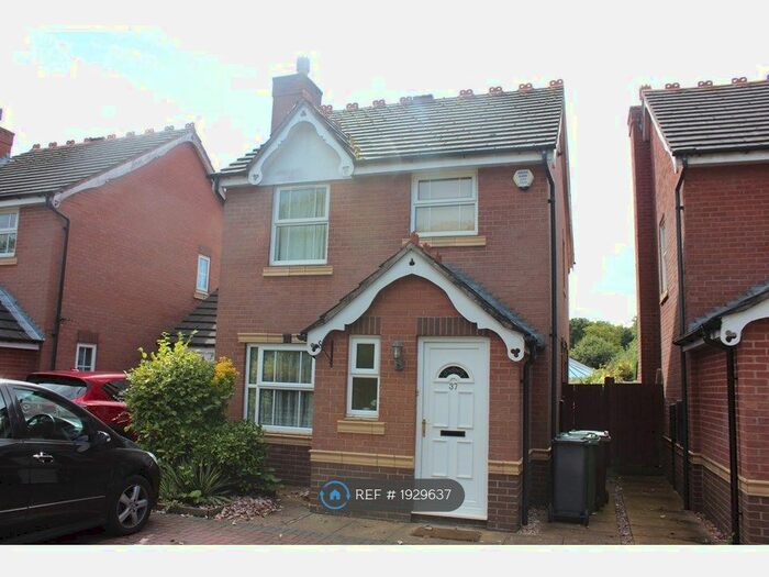 4 Bedroom Detached House To Rent In Shelly Crescent, Shirley, Solihull, B90