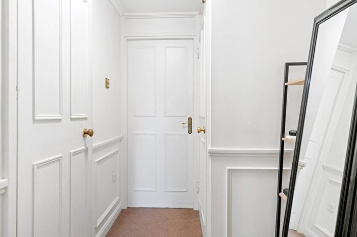 1 Bedroom Flat To Rent In Rum Close, Wapping, E1W