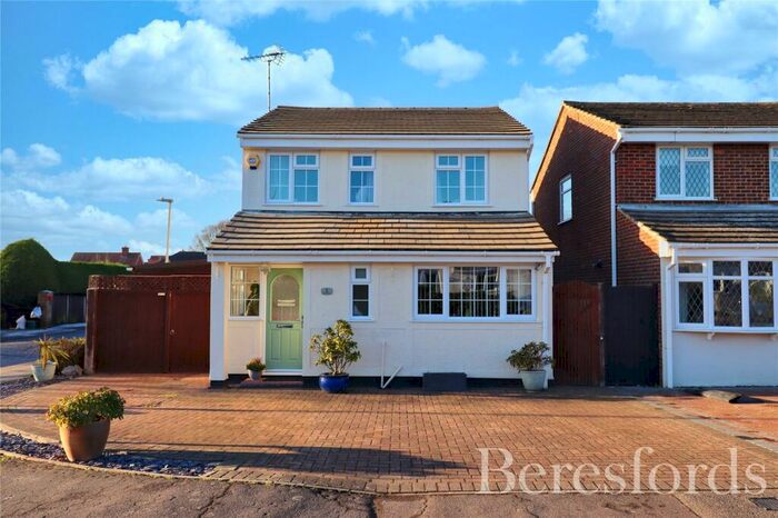 3 Bedroom Detached House For Sale In Chatley Road, Great Leighs, CM3