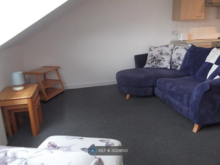 1 Bedroom Flat To Rent In Belmont Road, Aberdeen, AB25