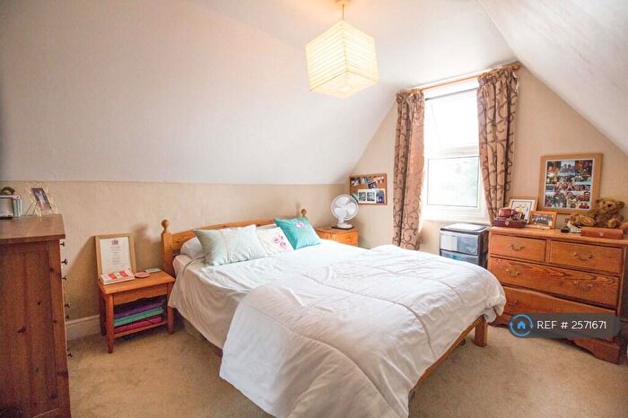 1 Bedroom Flat To Rent In Bedford Hill, Balham London, SW12