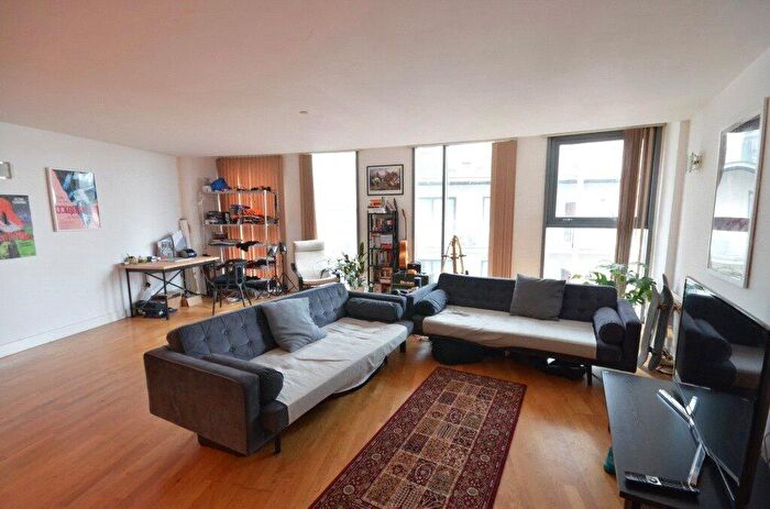 2 Bedroom Apartment To Rent In Ovale, Block C, Pollard Street, Manchester City Centre, M4
