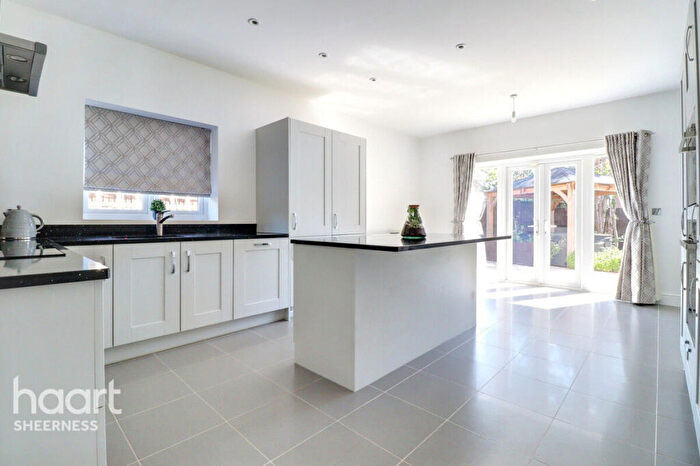4 Bedroom Detached House For Sale In Kingsborough Drive, Eastchurch, ME12