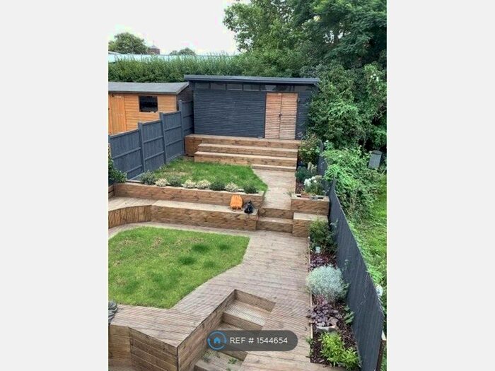 2 Bedroom End Of Terrace House To Rent In Townholm Crescent, London, W7