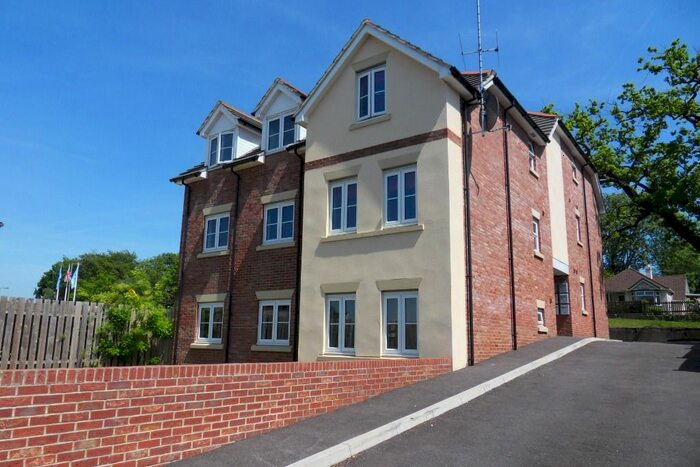 2 Bedroom Flat To Rent In Bournemouth Road, Chandler's Ford, Eastleigh, SO53