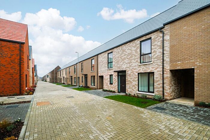 3 Bedroom Semi Detached House For Sale In The Avenue, Cambridge, CB5