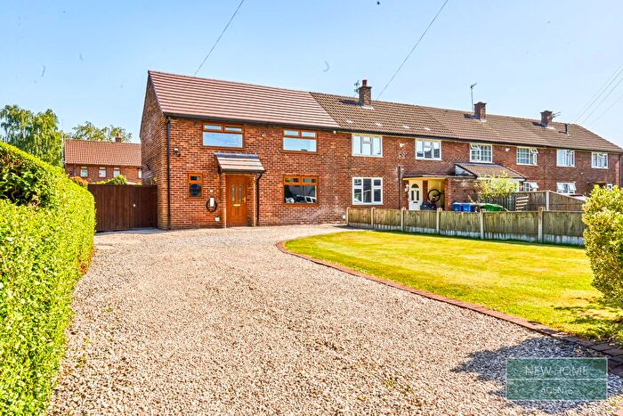 3 Bedroom End Terrace House For Sale In Poplar Avenue, Culcheth, Warrington, WA3