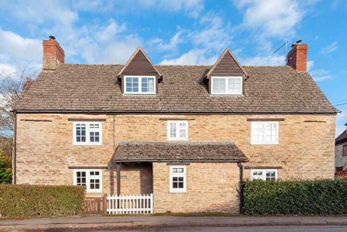 5 Bedroom Detached House To Rent In Oakesmere, Appleton, OX13