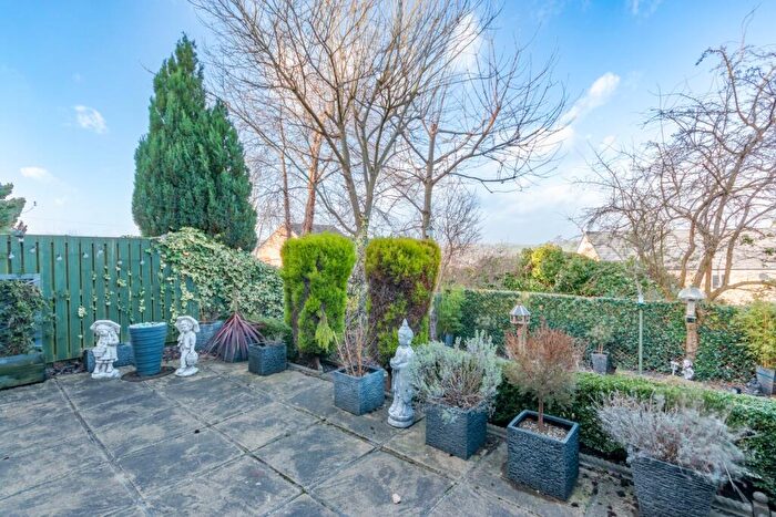 2 Bedroom Semi-Detached House For Sale In Stead Hill Way, Thackley, Bradford, West Yorkshire, BD10