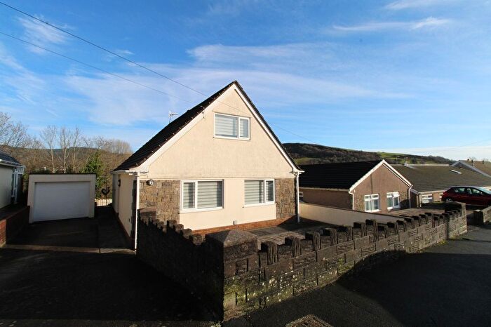 3 Bedroom Detached Bungalow For Sale In Park View, Maesteg, Bridgend., CF34