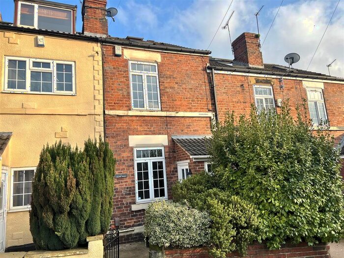 3 Bedroom Terraced House To Rent In Chapel Walk, Upper Haugh, S62