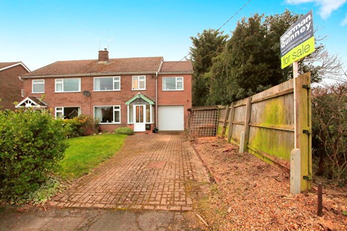 4 Bedroom Semi-Detached House For Sale In West End Road, Maxey, Peterborough, PE6