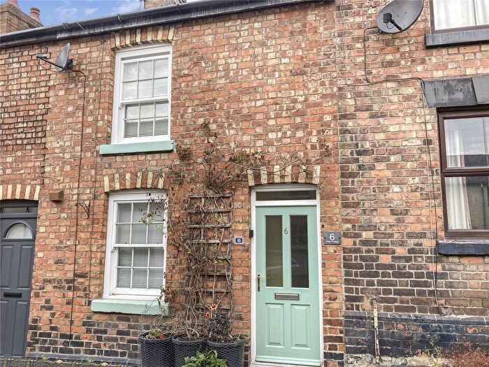 2 Bedroom Terraced House For Sale In Picton Street, Llanidloes, Powys, SY18