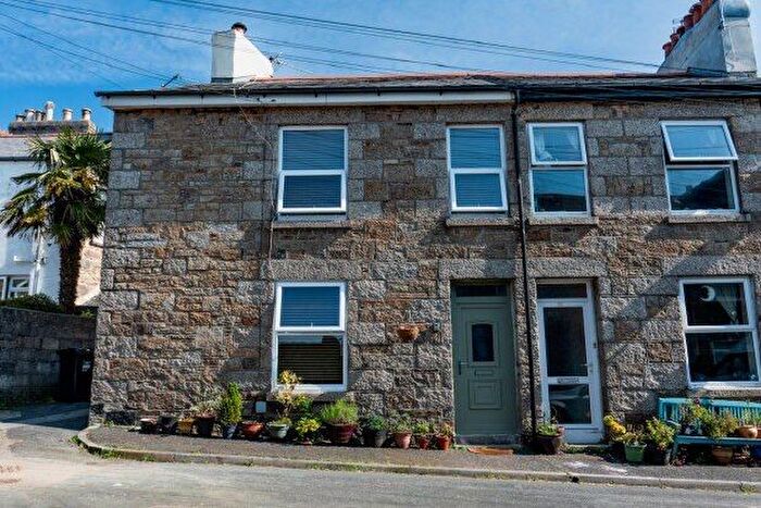 3 Bedroom Property To Rent In St. Francis Street, Penzance, TR18