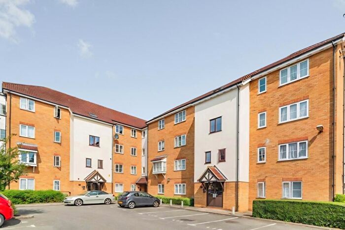 Studio To Rent In Vicars Bridge Close, Ealing, HA0