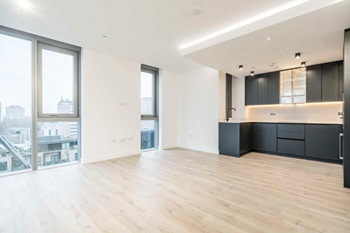 2 Bedroom Flat To Rent In Bollinder Place, Clerkenwell, EC1V