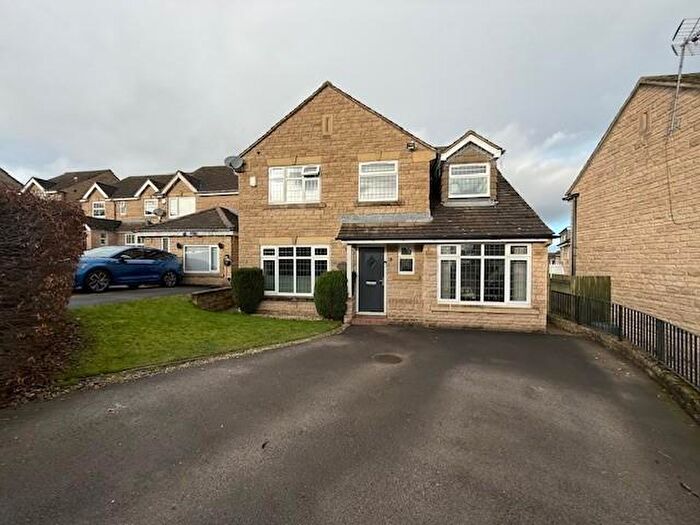 5 Bedroom Detached House For Sale In Sandhill Fold, Idle, Bradford, BD10