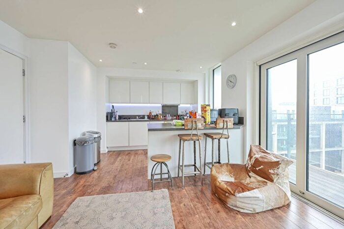 1 Bedroom Flat For Sale In Enterprise Way, Wandsworth, London, SW18