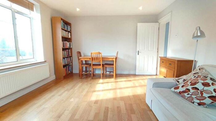 2 Bedroom Flat To Rent In Wat Tyler Road, London, SE3