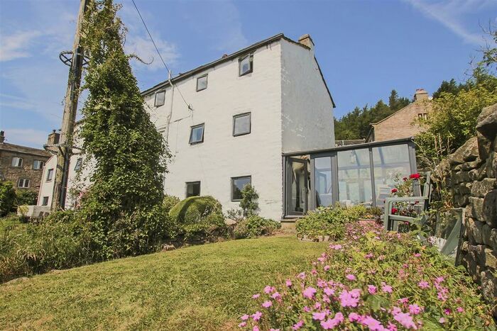 2 Bedroom Cottage For Sale In Newchurch Village, Newchurch-In-Pendle, Burnley, BB12