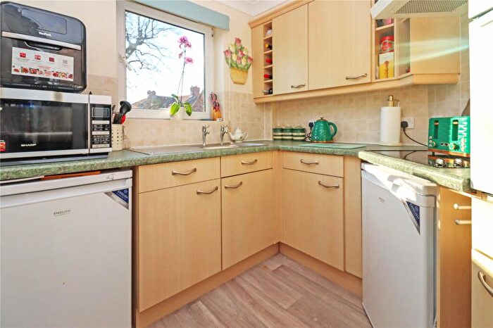 1 Bedroom Flat For Sale In Chase Court, Rectory Lane, Whickham, Newcastle Upon Tyne, NE16