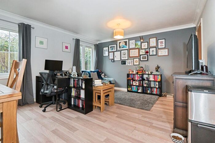 1 Bedroom Flat For Sale In Bursledon Road, Southampton, SO19