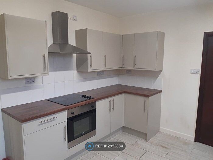 2 Bedroom Flat To Rent In Cleethorpes, Cleethorpes, DN35