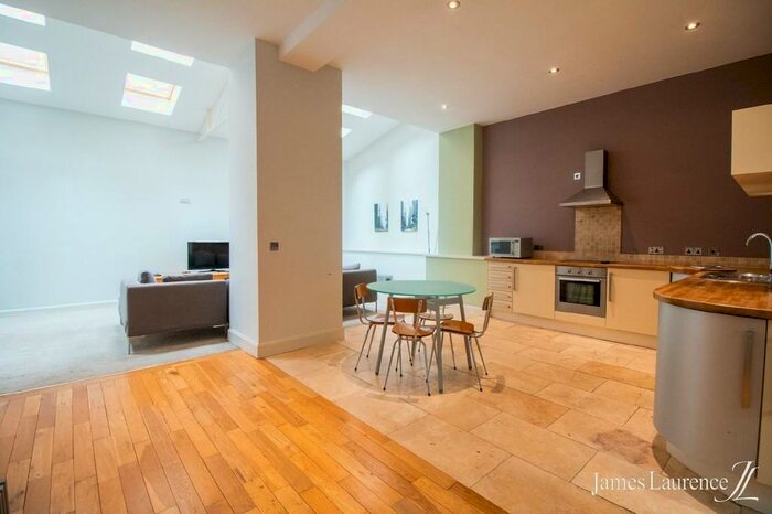 2 Bedroom Apartment To Rent In James Street, St. Pauls Square, Jewellery Quarter, B3