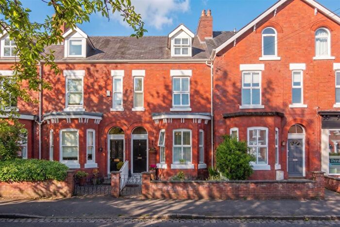 4 Bedroom Terraced House For Sale In Charter Road, Altrincham, WA15