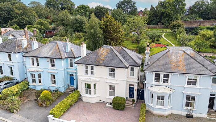 4 Bedroom Detached House For Sale In Fearon Road, Hastings, TN34