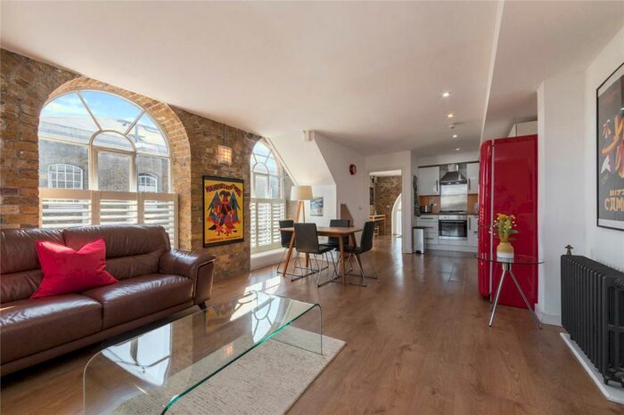 2 Bedroom Flat To Rent In Building, Hopton Road, London, SE18