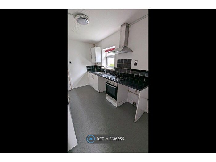 3 Bedroom Semi-Detached House To Rent In Heol Yr Eithen, Swansea, SA6