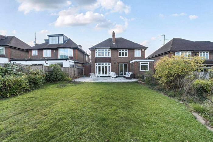 4 Bedroom Detached House For Sale In Aylmer Road, East Finchley, London, N2