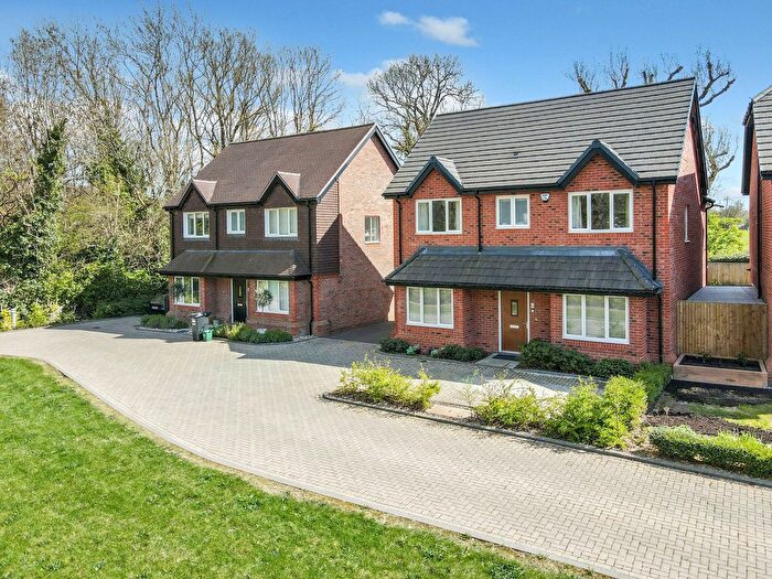 4 Bedroom Detached House For Sale In Porkele Place, Caterham, CR3