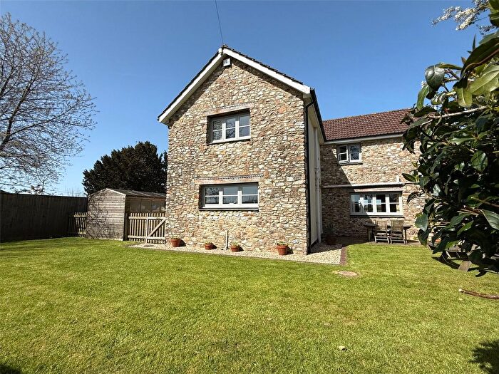 5 Bedroom Detached House For Sale In Smeatharpe, Honiton, EX14