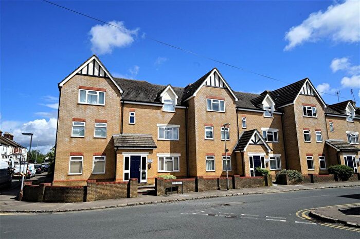 1 Bedroom Flat To Rent In Old Road, Linslade, Leighton Buzzard, LU7