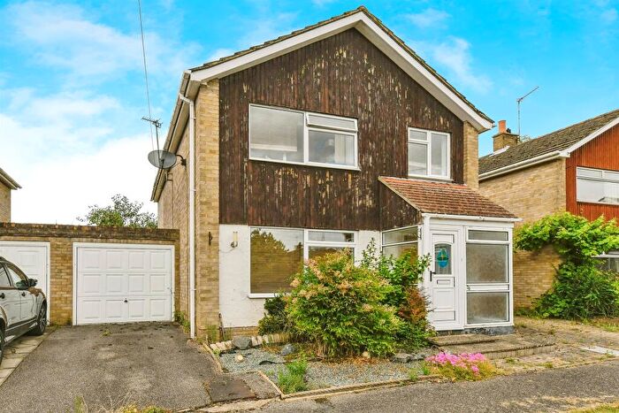 3 Bedroom Semi-Detached House For Sale In Easington Road, Dane End, Ware, SG12