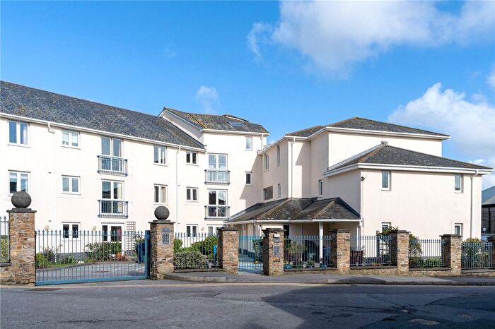 1 Bedroom Flat For Sale In Trafalgar Court, East Terrace, Penzance, TR18