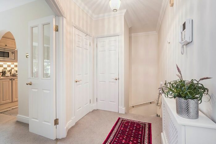 1 Bedroom Flat To Rent In Chapman Square, London, SW19